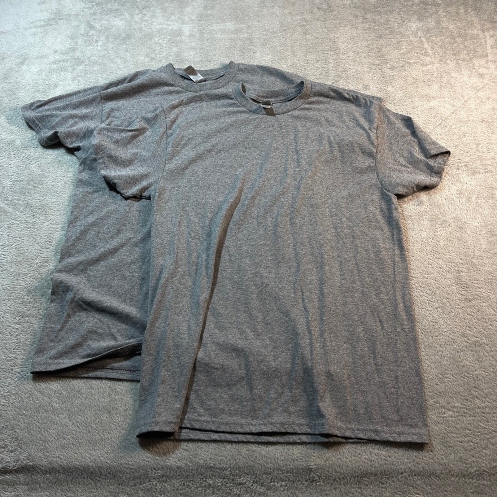 Gildan DryBlend T-Shirts 2 Pack Heather Gray Casual Everyday Medium Mens Minimal